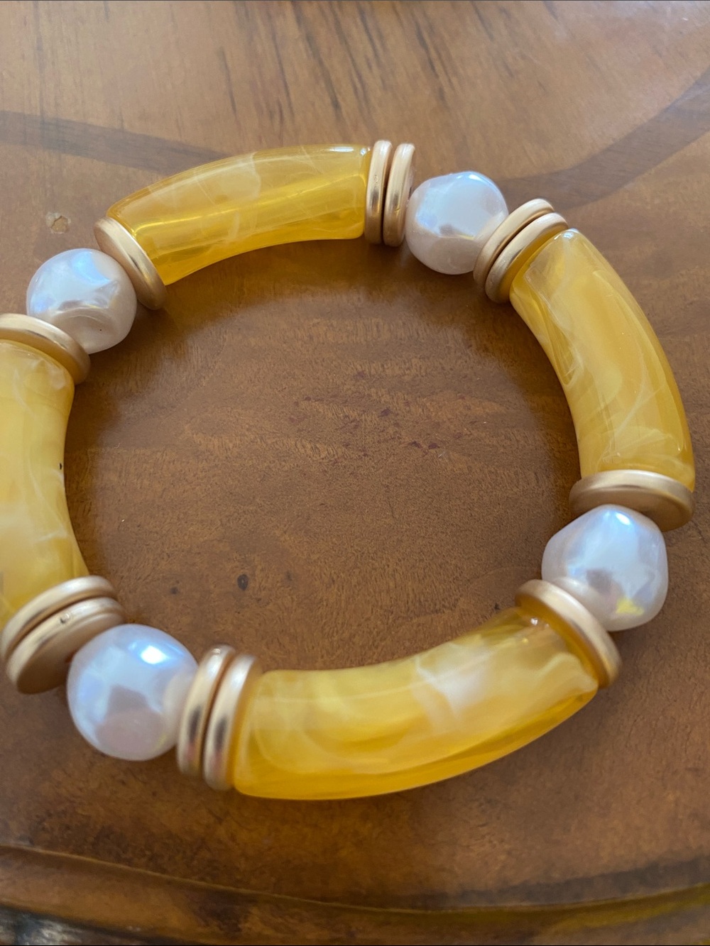 yellow & gold bracelet - Picture 2 of 3